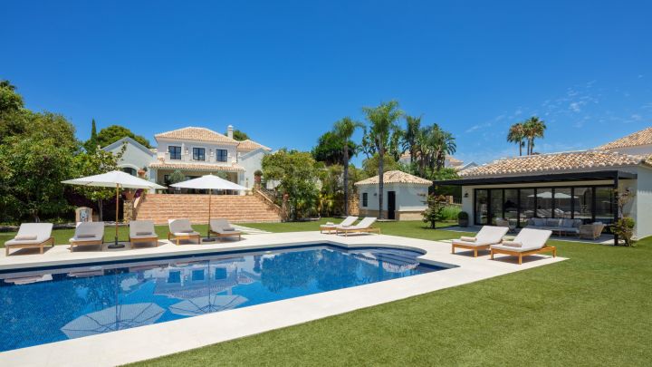 Villa te koop in Estepona