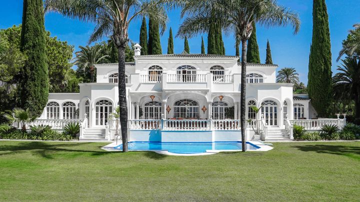 11-Bedroom villa for sale in Paraiso Alto, Marbella West