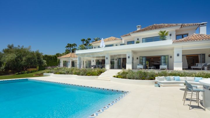 Mediterranean luxury villa for sale in Nueva Andalucia