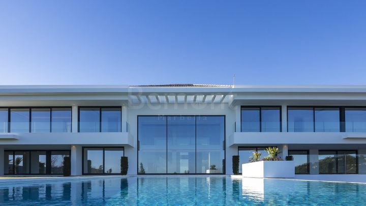 Modern new villa for sale in La Zagaleta, Marbella West