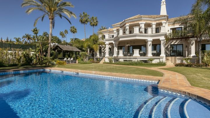 6-Bedroom luxury villa for sale in Marbella Golden Mile