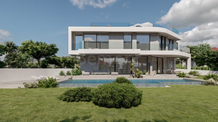 Beachside contemporary villa for sale in Marbella East