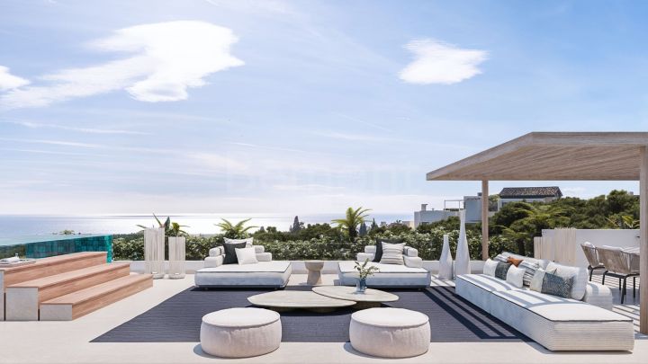 Luxury villas with sea views for sale in Marbella Golden Mile