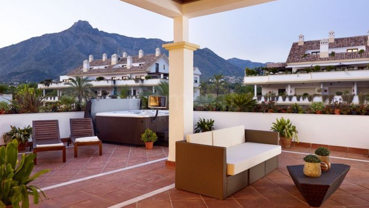 Mooi 3 slaapkamer penthouse te koop in Marbella -Golden mijl