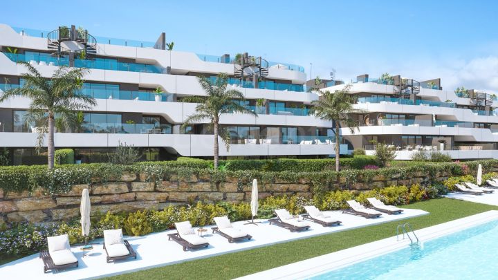 Exclusive homes with sea views for sale in Estepona
