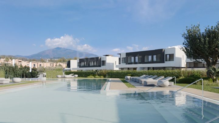 Brand new townhouses for sale in Atalaya Golf, Estepona