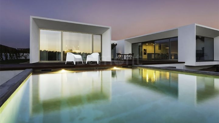 3 slaapkamer nieuwbouw villa te koop in Mijas stad, Marbella Oost
