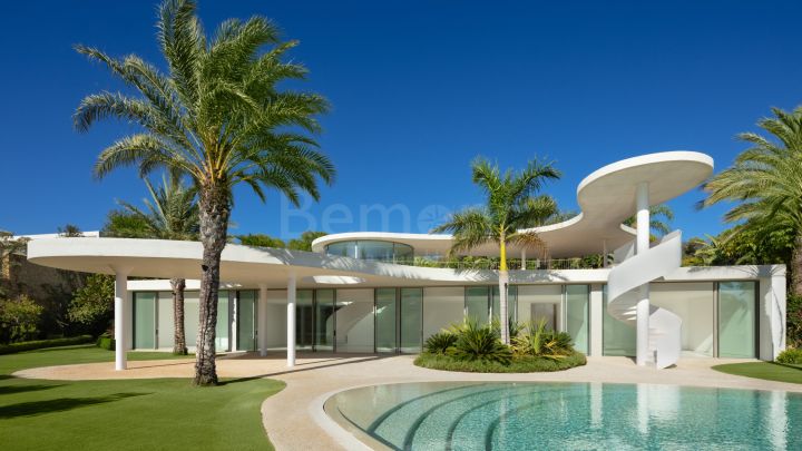 Contemporary golf villa for sale in Finca Cortesin, Casares, Marbella West