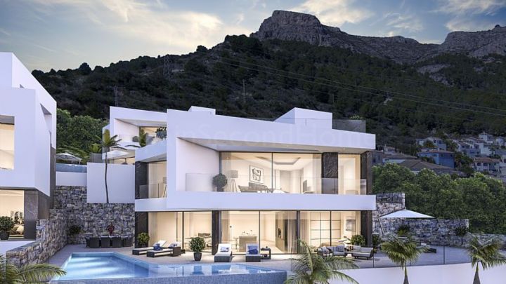 Contemporary villa for sale in Calpe, Spain