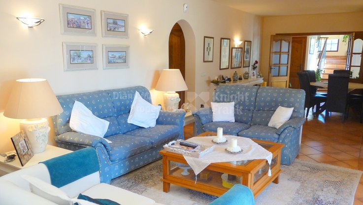 Villa mit hohen Qualitäten in einer ruhigen Gegend - Villa zum Verkauf in Guadalmina Alta, San Pedro de Alcantara