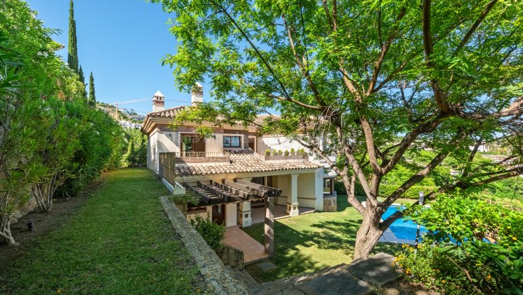 Élégante villa neuve - Villa à vendre à Los Arqueros, Benahavis