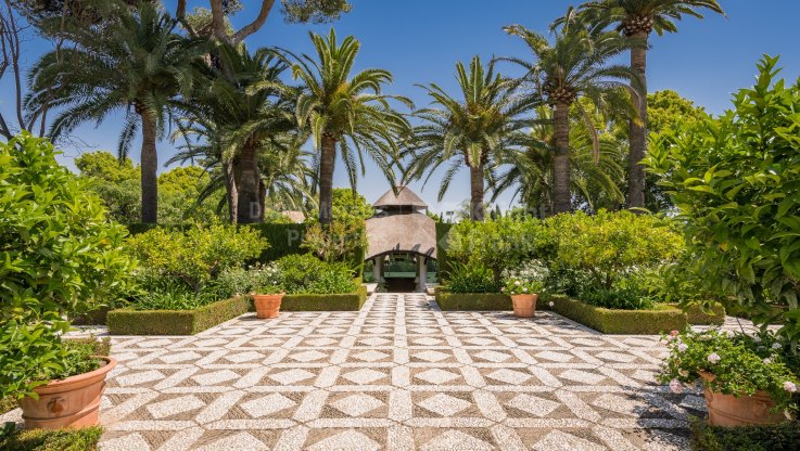 Magnificent Villa at Marbella Club - Villa for rent in Beach Side Golden Mile, Marbella Golden Mile