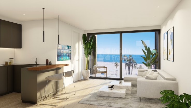 Estepona, Modern brand-new apartment in frontline beach with sea views