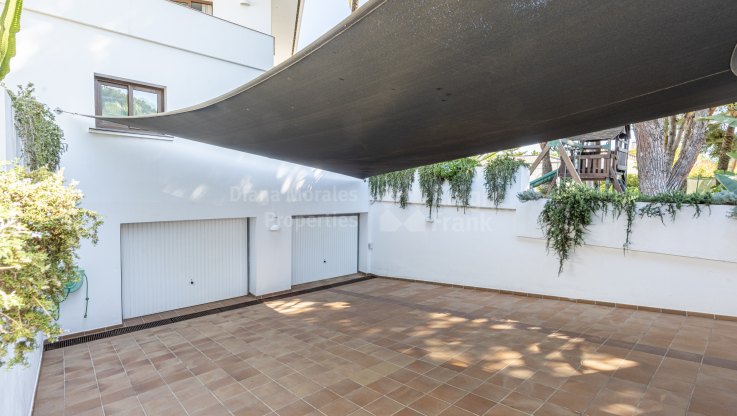 Villa dans une zone sécurisée et très demandée - Villa à vendre à Los Monteros, Marbella Est