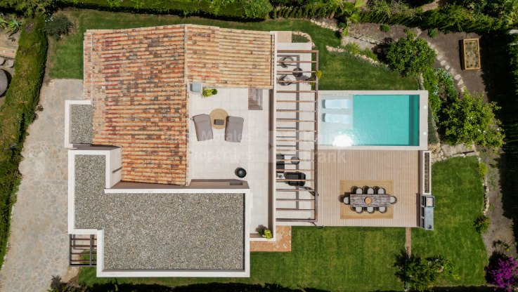 Ibizan style villa in El Paraíso - Villa for sale in Paraiso Alto, Benahavis