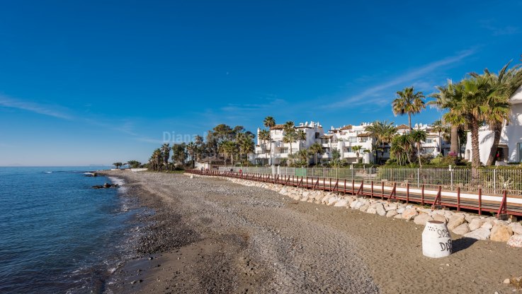 Роскошный двухуровневый пентхаус на 1-й линии моря - Пентхаус дуплекс на продажу в Ventura del Mar, Пуэрто Банус