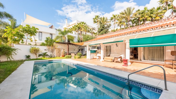 Casablanca, Charming house within walking distance to the beach on the Golden Mile