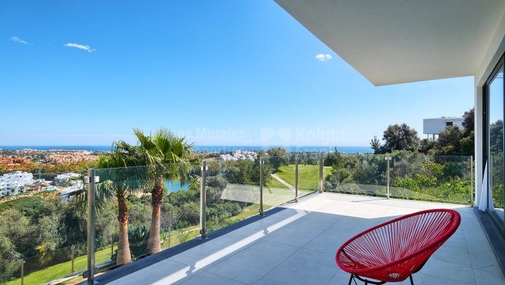 Villa moderne avec vues panoramiques - Villa à vendre à Nueva Atalaya, Estepona