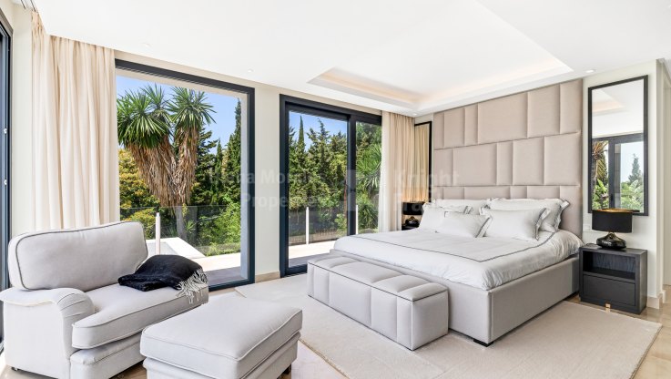 Magnificent 4- bedroom villa in Golden Mile - Villa for sale in Nagüeles, Marbella Golden Mile