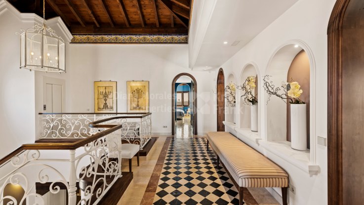 Villa de style classique avec vue - Villa à vendre à La Alqueria, Benahavis