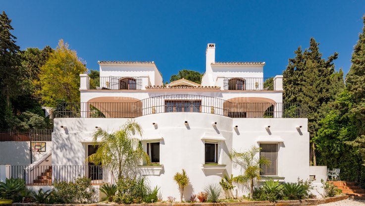 Villa with sea views for sale in El Madroñal - Villa for sale in El Madroñal, Benahavis