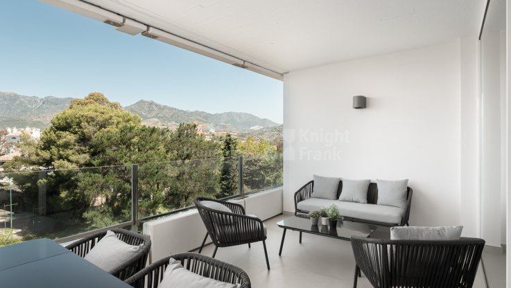 Flat in Marbella East with beautiful views - Apartment for sale in Torre Real, Marbella East