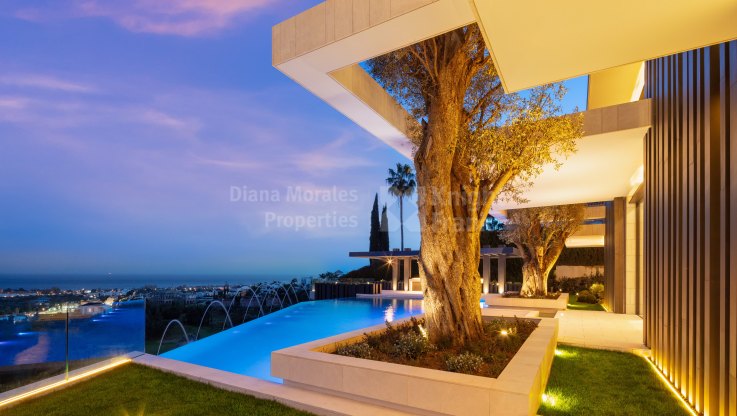 Außergewöhnliche Villa in erster Linie des Golfs - Villa zum Verkauf in Los Flamingos Golf, Benahavis
