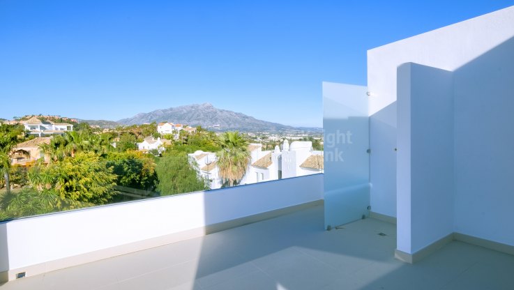 Villa avec vues panoramiques - Villa à vendre à Puerto del Capitan, Benahavis