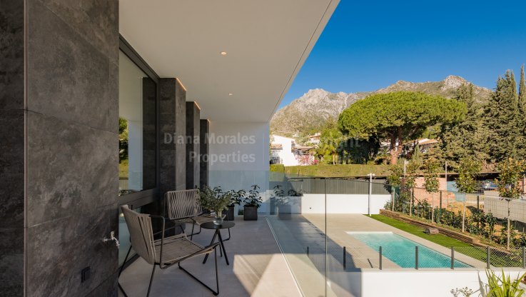Casa familiar con piscina en Sierra Blanca - Villa en venta en Balcones de Sierra Blanca, Marbella Milla de Oro