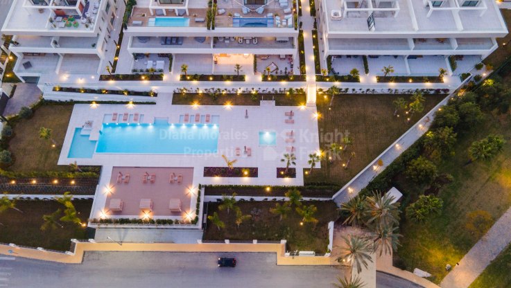 Dúplex de lujo con gran terraza en la Milla de Oro - Duplex en venta en Marbella Milla de Oro