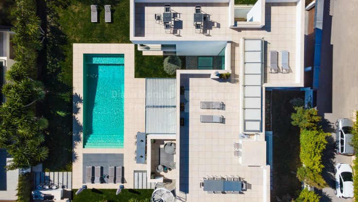 Modern family home - Villa for sale in Marbella - Puerto Banus