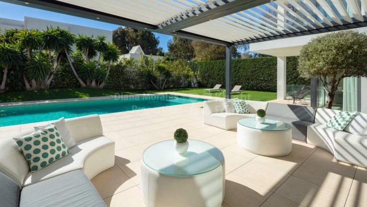 Modern family home - Villa for sale in Marbella - Puerto Banus