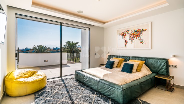 Moderna villa en venta en Nueva Andalucía - Villa en venta en La Pera, Nueva Andalucia