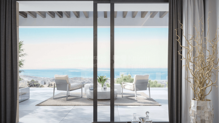 Turnkey project for a villa with panoramic views of the Mediterranean coast. - Villa for sale in Real de La Quinta, Benahavis