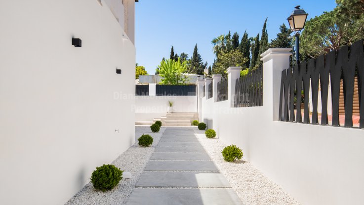 Exquisita villa familiar en Las Brisas - Villa en venta en Las Brisas, Nueva Andalucia