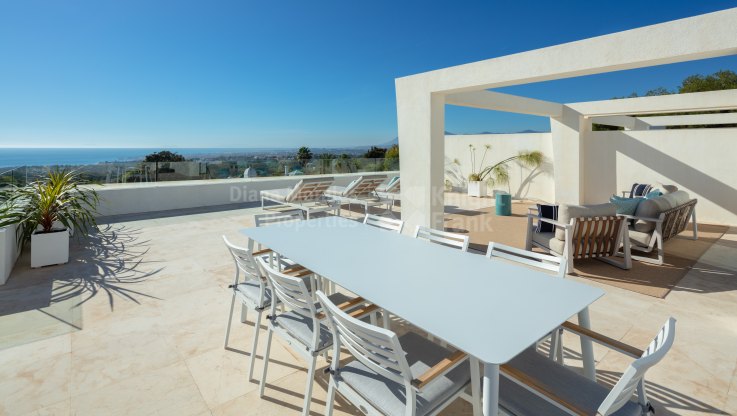 Penthouse on the slopes of Sierra Blanca - Duplex Penthouse for sale in Reserva de Sierra Blanca, Marbella Golden Mile