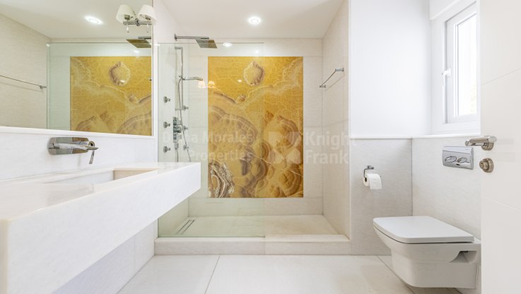 Villa mit Meerblick zu verkaufen in Nagueles - Villa zum Verkauf in Nagüeles, Marbella Goldene Meile