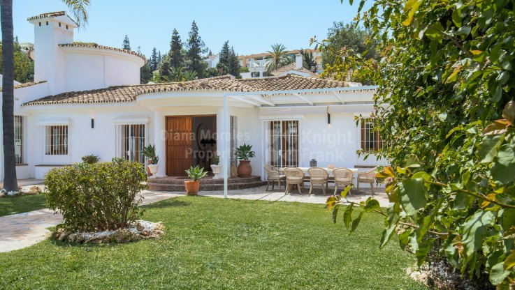 Villa à proximité de tous les services - Villa à vendre à Nueva Andalucia