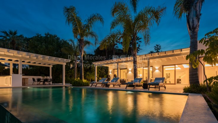Balinesisch inspirierte Villa im Herzen des Golf Valley - Villa zum Verkauf in Las Brisas, Nueva Andalucia