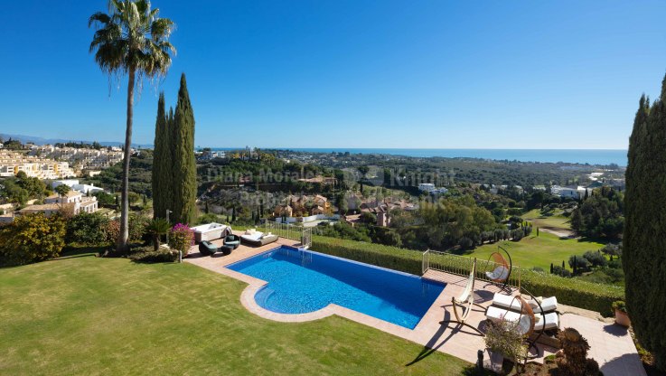 Вилла в Лос-Фламингос рядом с отелем Villa Padierna с панорамным видом - Вилла на продажу в Los Flamingos, Бенахавис