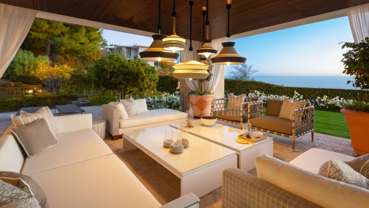 Villa mit atemberaubender Aussicht in einer bewachten Wohnanlage - Villa zum Verkauf in Cascada de Camojan, Marbella Goldene Meile