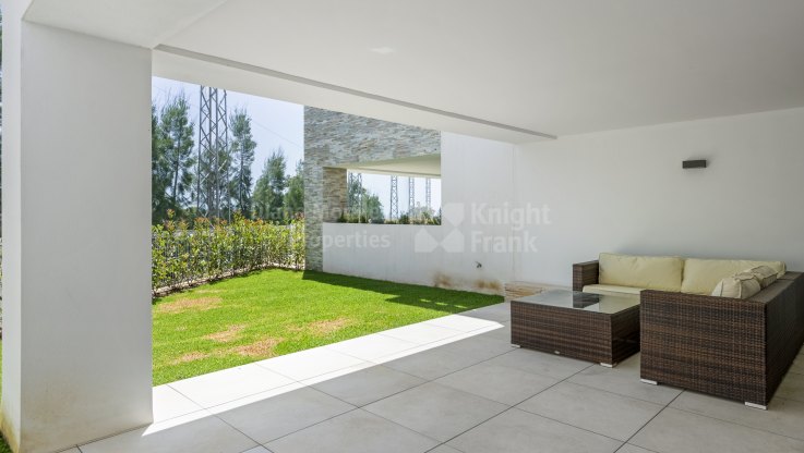 Brand new flat with sea views in front line golf - Ground Floor Apartment for sale in Cabopino, Marbella East