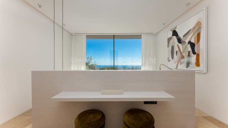 Moderne Villa mit Panoramablick aufs Meer in Sotogrande - Villa zum Verkauf in Sotogrande Alto, Sotogrande