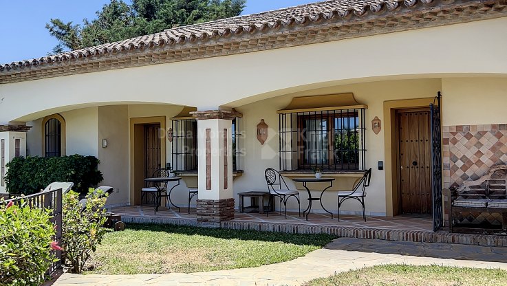 Villa in Cancelada - Villa zum Verkauf in Estepona