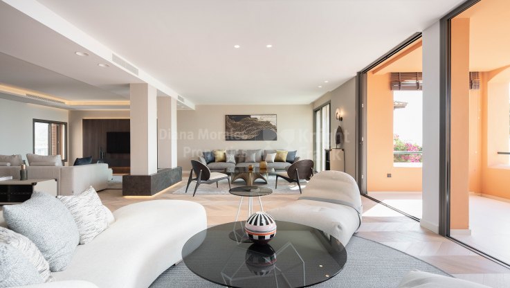 Duplex-Penthouse mit Panoramablick im Golftal - Zweistöckiges Penthouse zum Verkauf in Les Belvederes, Nueva Andalucia
