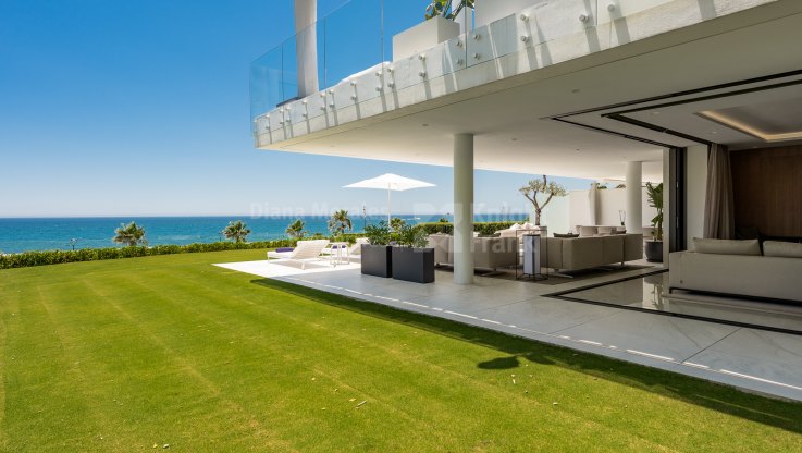 Spektakuläre Wohnung im Erdgeschoss in Strandnähe - Erdgeschosswohnung zum Verkauf in Estepona Playa, Estepona