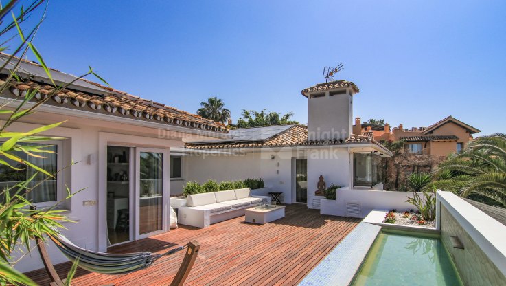 Villa en venta en La Milla de Oro - Villa en venta en Marbella Milla de Oro