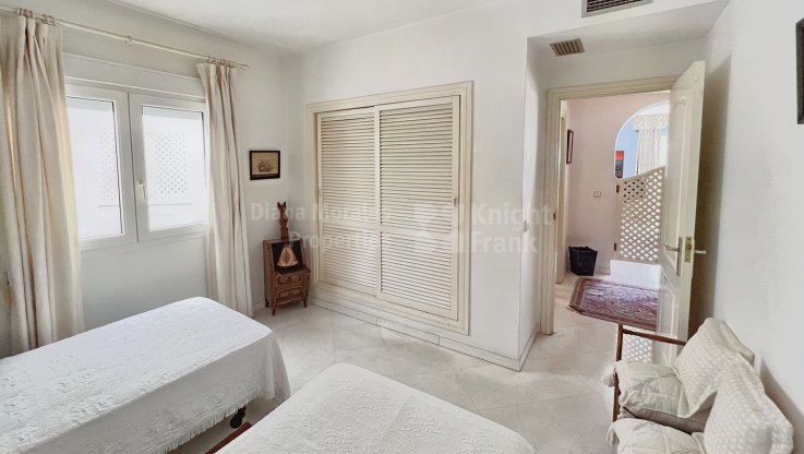 Apartment in Playas del Duque - Apartment for sale in Playas del Duque, Marbella - Puerto Banus