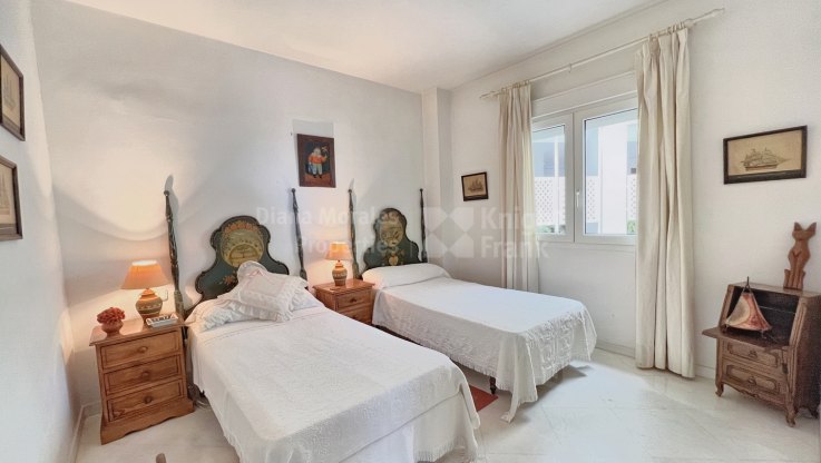 Apartamento en Playas del Duque - Apartamento en venta en Playas del Duque, Marbella - Puerto Banus