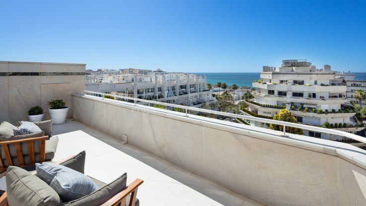 Spectacular duplex penthouse in the best address in Marbella town - Duplex Penthouse for sale in Marbella Centro, Marbella city